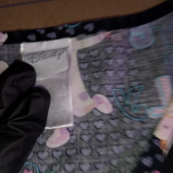 Disney Doc McStuffins Plus Scrub Shirt 2x XXL Top Black Vet Tech Nurse Kids - Picture 9 of 9